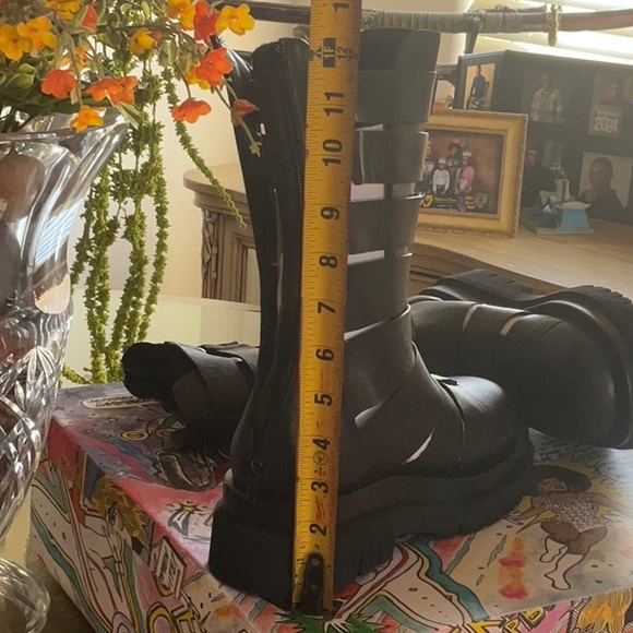 Jeffrey Campbell size 8.5 Black/Noir gladiator boot sandal from Free People - Picture 10 of 12